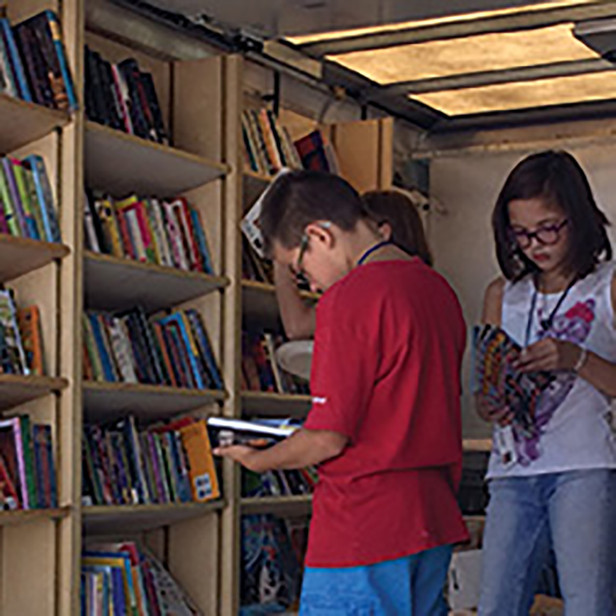 children inside Bookmobile
