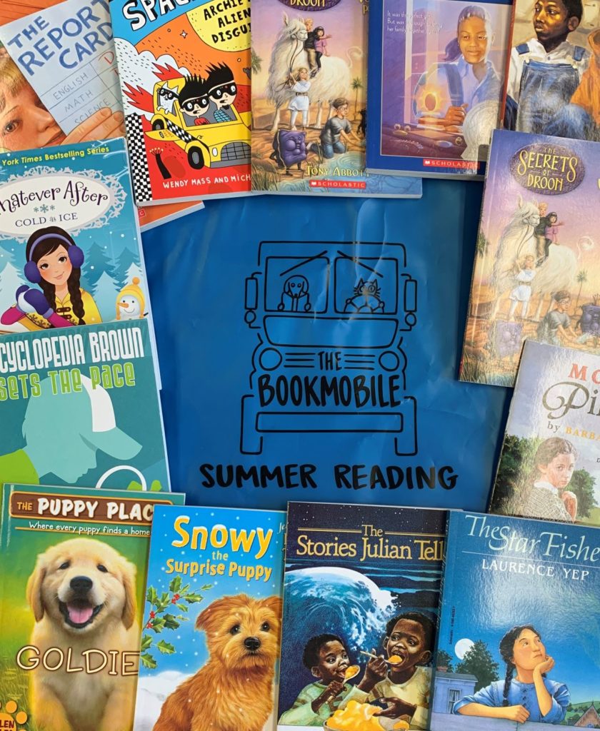 croppedBooksBag